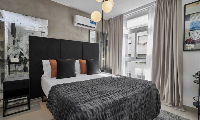 San Nicolas Apartment | This studio is a 0 bedroom(s), 1 bathrooms, located in Centro, Buenos Aires.