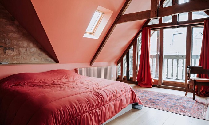 Landerneau Other | Three floors of a listed 17th-century town house