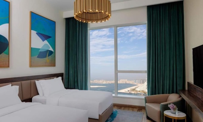 Dubai Media City Apartment | Three Bedroom Apartment Near Mina Seyahi Beach