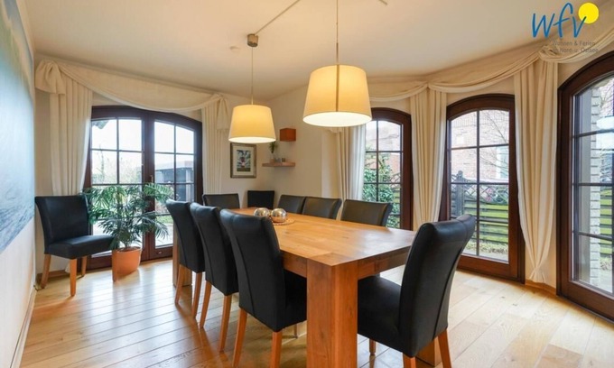 Borkum Apartment | Three separate bedrooms, south-facing terrace and sauna!