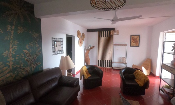 Trois-Rivieres Apartment | TI Caze Appartement t3 vue mer Idéalement Situé à 40 Mètres de la Plage st Luce