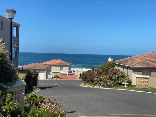 Hermanus Apartment | Tide and Whale Tail