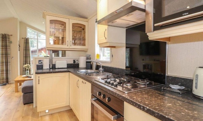 Windermere Cabin | Tiggywinkle Beck Lodge, on the shores of lake Windermere in the Lake District