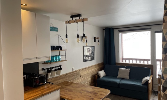 Val Claret Apartment | Tignes Val Claret, apartment with separate bedroom at the foot of the slopes