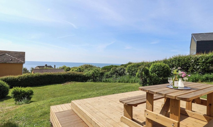 Charmouth Cottage | TILLICUM, family friendly, country holiday cottage in Charmouth