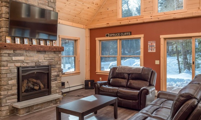 Sunday River Area House | Timberline Mountain Lodge | 4 Bed, 3.5 Bath