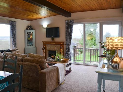 Woolfardisworthy House | Timbers