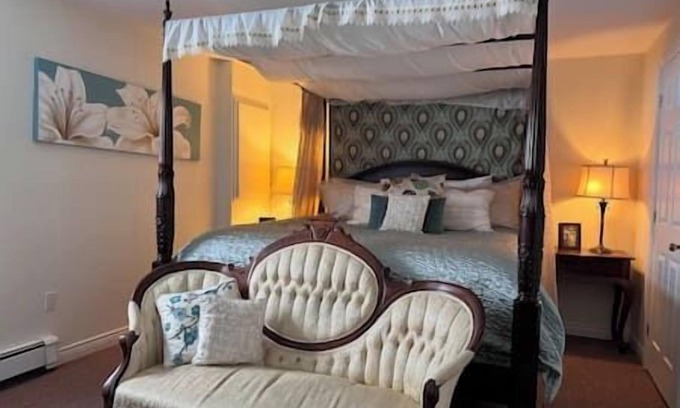Halifax House | Timeless Elegance Embellished Mahogany Canopy Beds
