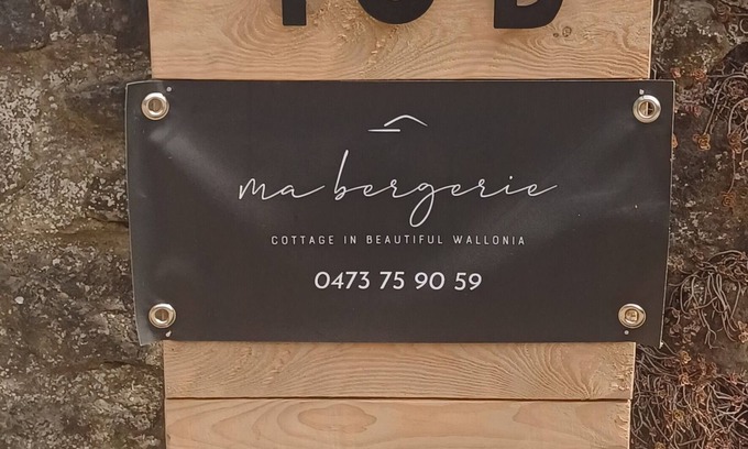 Boignee House | Tiny cottage in beautiful Wallonia