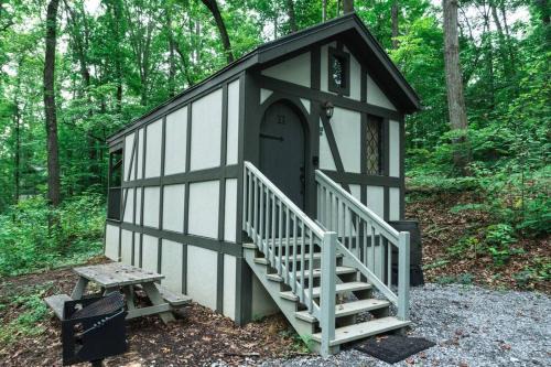 Sevierville House | Tiny Home Cottage Near the Smokies #11 Mina