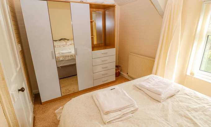 Edern Cottage | Tir Bedw