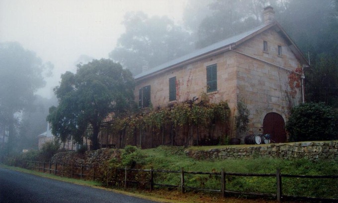 Ebenezer Bed & Breakfast | Tizzana Winery Bed and Breakfast