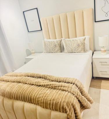 Greater Johannesburg Metropolitan Area Apartment | TKT - One Rosebank