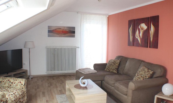 Ramstein-Miesenbach Apartment | Tla Tina