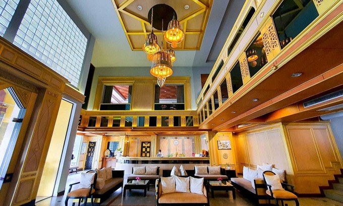 Nai Mueang Hotel | Tohsang Heritage Ubon Ratchathani Hotel