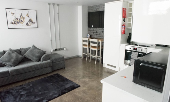 Ipswich Apartment | Toothbrush Apartments - 1 Bed Duplex - Fore St