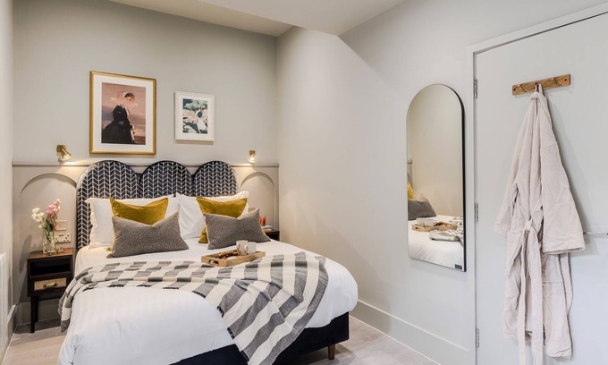 Tooting Apartment | Tooting | The Bec (2 Bed)