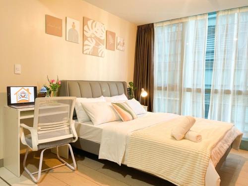 Bonifacio Global City House | Top BGC Condo Across Grand Hyatt Hotel #oursw12k