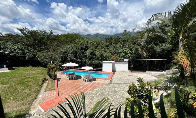San Jeronimo House | Top Location Finca in San Jerónimo: Pvt Pool, Starlink, Quebrada, Nr Tamarindos