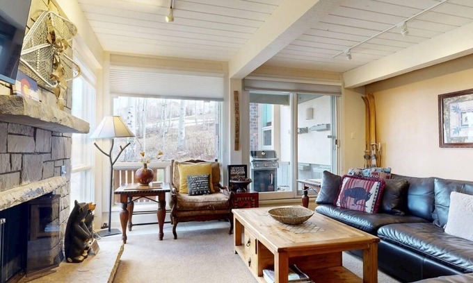 Snowmass Village Condo | Top of the Village - Slope 102