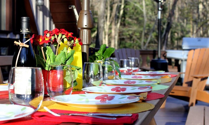 Pocono Pines Cabin | Top Rated Chalet, Huge Deck, Hot Tub and Fire Pit, Close To All