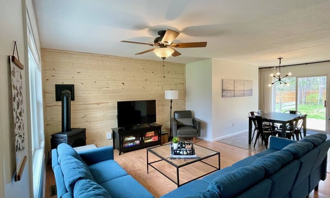 Rapid City House | Torch Lake Home: AC, arcades, game room, 3 min to Torch Lake! Bring your boat!