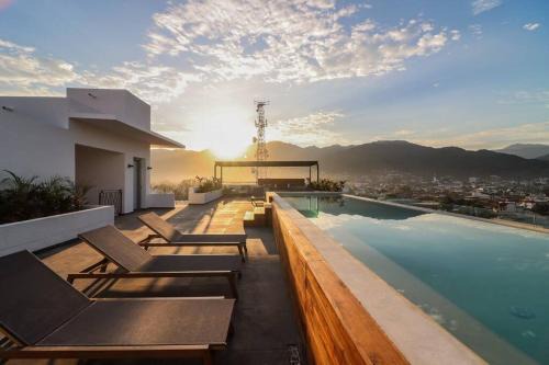 Puerto Vallarta Apartment | Torre Catalina. Ultra-Modern Versalles Getaway
