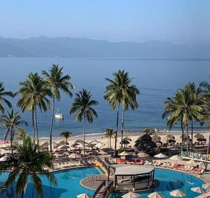 Puerto Vallarta Resort | Torre Condomar by VRHost