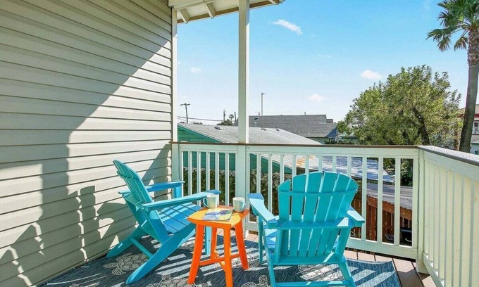 Galveston House | Tortuga Inn