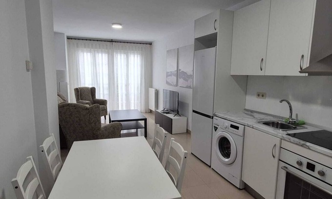 Albacete Apartment | Tourist apartment with terrace in Albacete 2D | Concepción