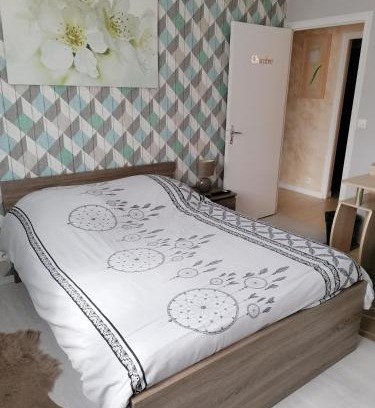 Chaumont Bed & Breakfast | tout un étage rien que pour vous dans notre maison