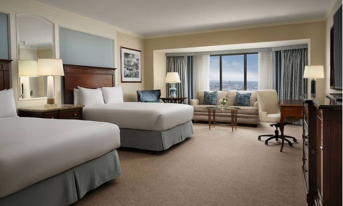Downtown Salt Lake City Hotel | Tower 2 Queens, Little America Hotel, Heated Pool, Restaurant, Close to Downtown