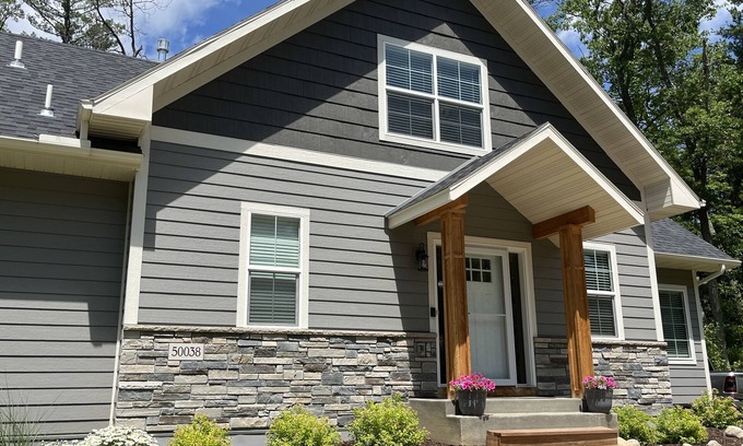 McGregor House | Tower Pines Lake House