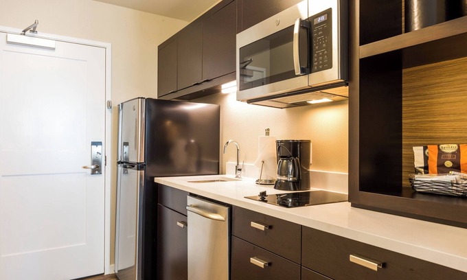 Beaverton Hotel | TownePlace Suites by Marriott Portland Beaverton