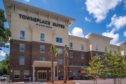 West Ashley Hotel | TownePlace Suites by Marriott Charleston-West Ashley