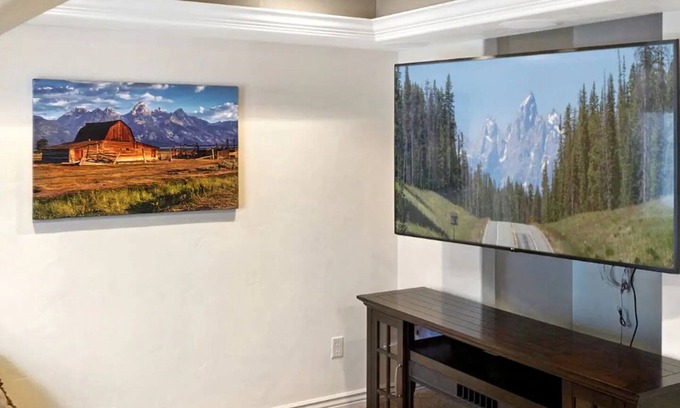 Driggs House | Townhome close to biking, skiing, Jackson Hole, and many outdoor activities