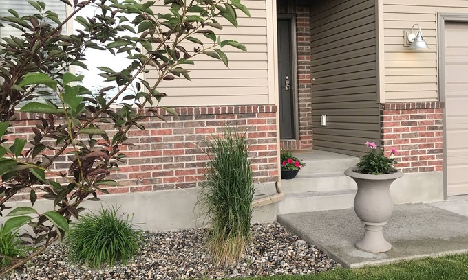 Idaho Falls House | Townhome | Idaho Falls | Near Costco | So Clean | Comfortable | Family | Friends