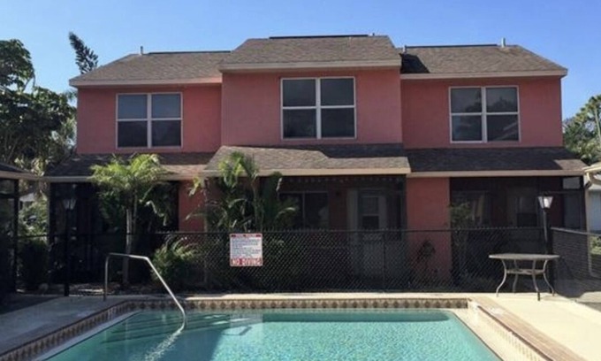 Truckland House | Townhome in Paradise