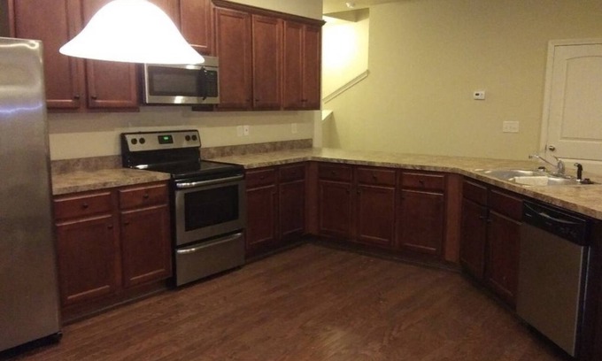 McDonough House | Townhome nestled in Henry County