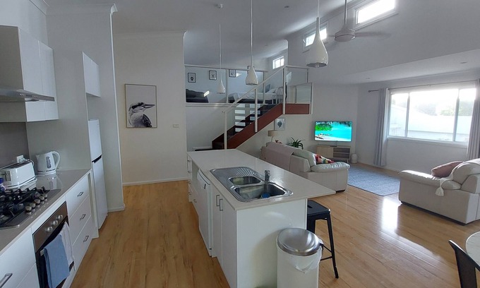 Port Macquarie House | Townhouse close to shelly beach Port Macquarie
