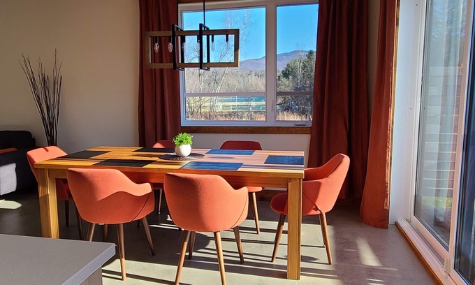 Sutton House | Townhouse vue sur la montahne