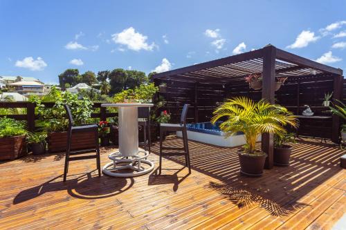 Dampierre Apartment | Très bel appartement spacieux avec Jacuzzi