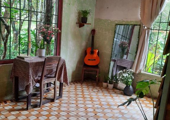 Hoa Vang House | Trại Điên Homestay