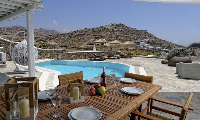 Kalafatis Villa | Traditional 5-Star Reviews Sea View Villa With Private Pool