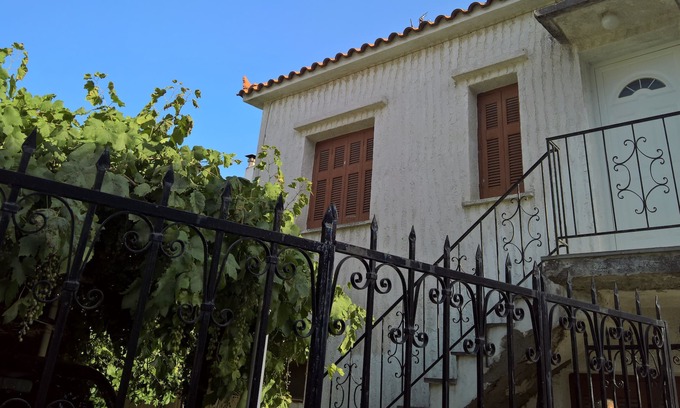 Pamfylla House | Traditional House near Mytilene