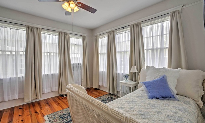 Central Carrollton Association Apartment | Traditional New Orleans Apt w/ Porch in River Bend