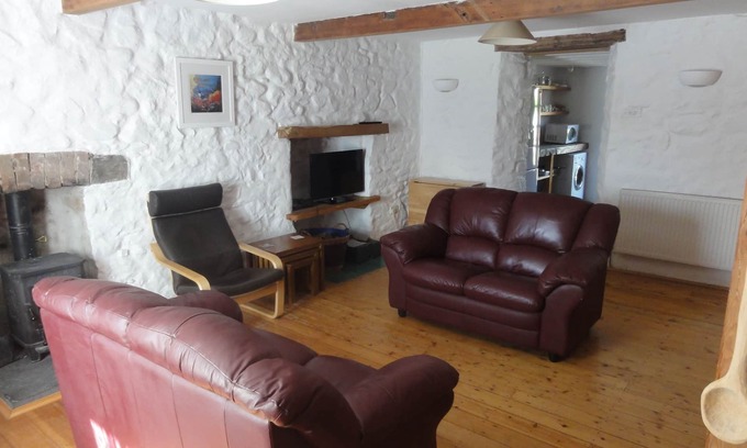 St Davids Cottage | Traditional Renovated Stone Cottage within St Davids