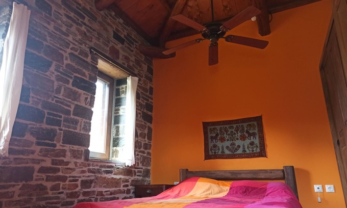 Kymi-Aliveri House | Traditional Stone House-Ten Minutes from the Beach