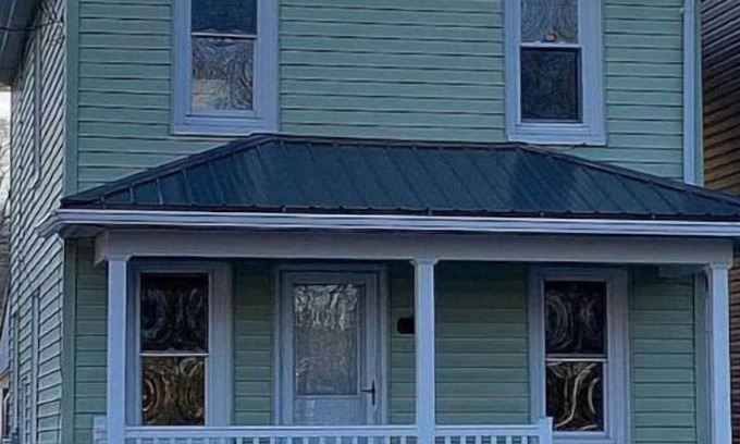 Williamsburg House | Trail House- 7 Person Stay at Lower Trail Head!