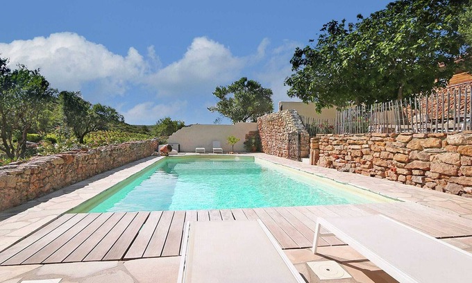 Villeseque-des-Corbieres Apartment | Tranquil Stay in Villesèque